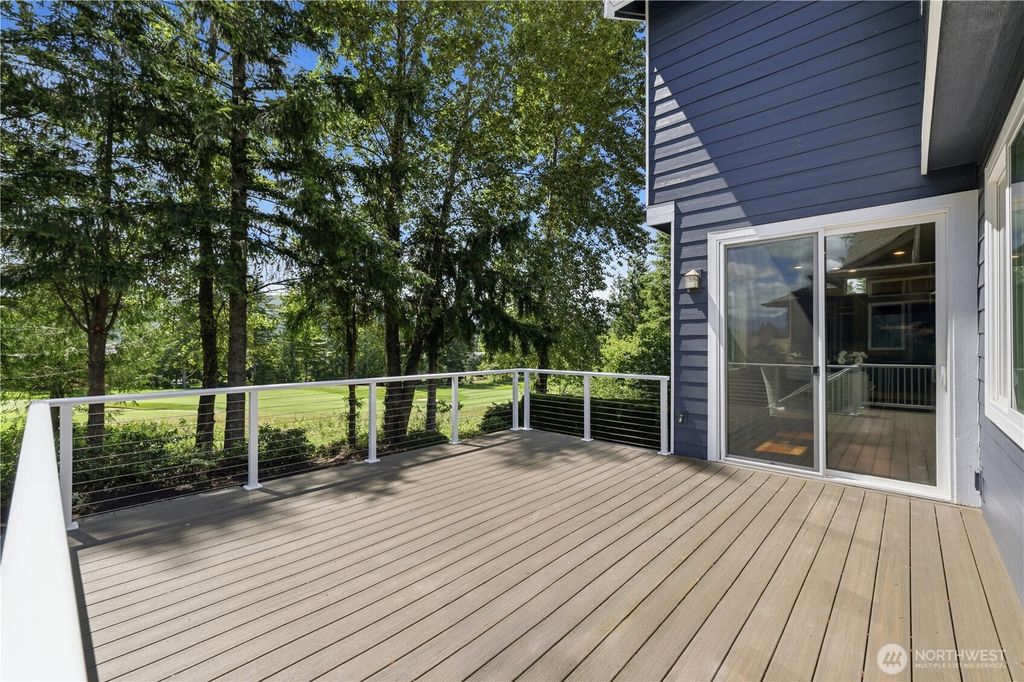 Photo of 6929 Pinehurst Avenue SE, Snoqualmie, WA 98065 (MLS # 2536004)