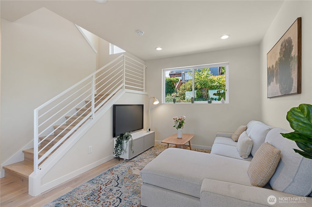 Photo of 8043 19th Avenue NE, Seattle, WA 98115 (MLS # 2558529)