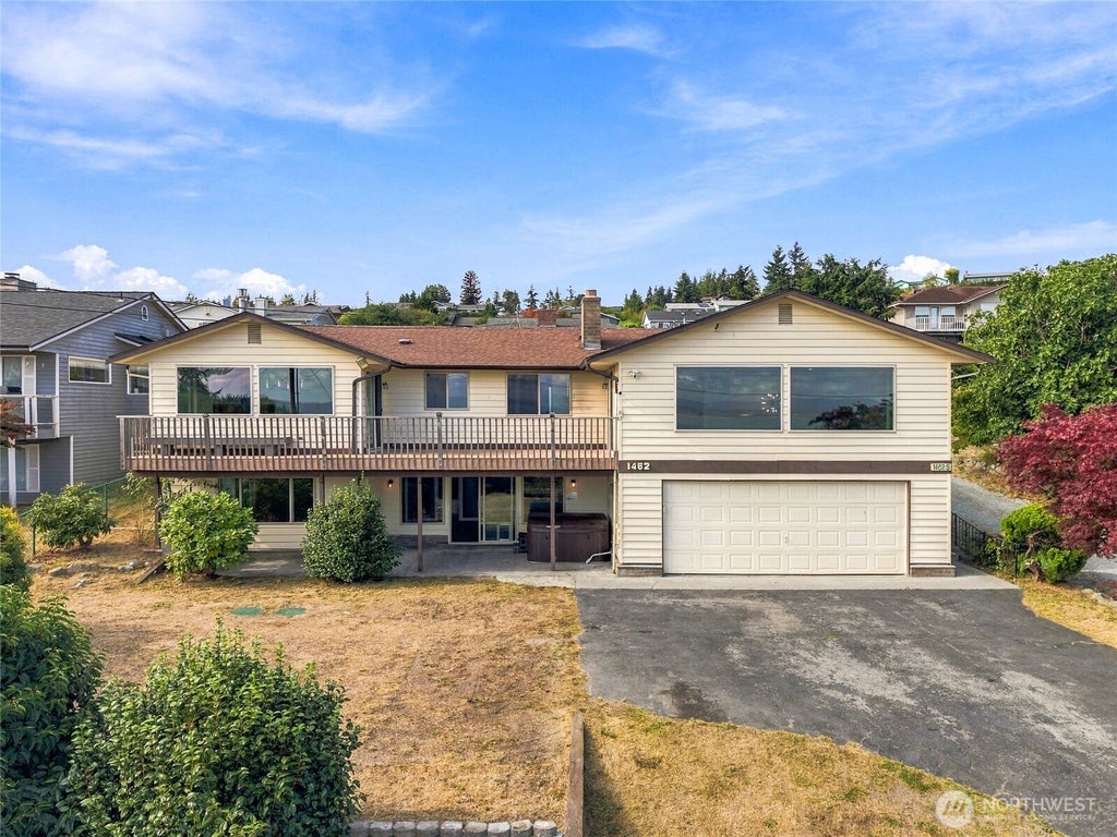 Photo of 1462 SE Camano Drive, Camano Island, WA 98282 (MLS # 2582066)