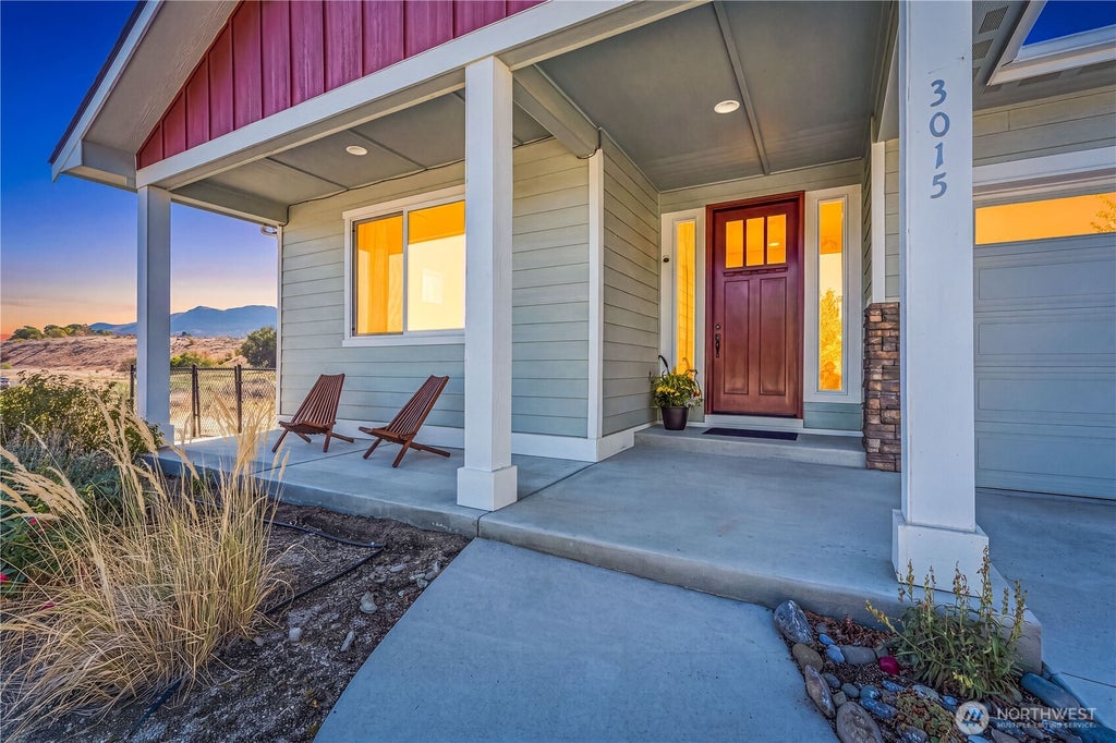 Photo of 3015 Riverview Lane, Malaga, WA 98828 (MLS # 2588401)