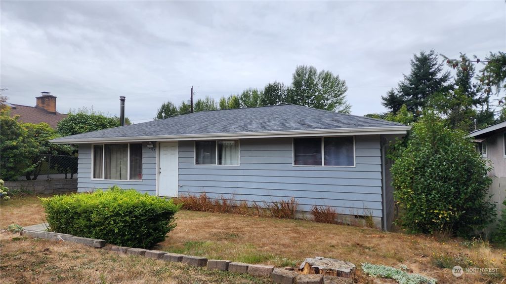 Photo of 8107 22nd Avenue SW, Seattle, WA 98106 (MLS # 2162732)