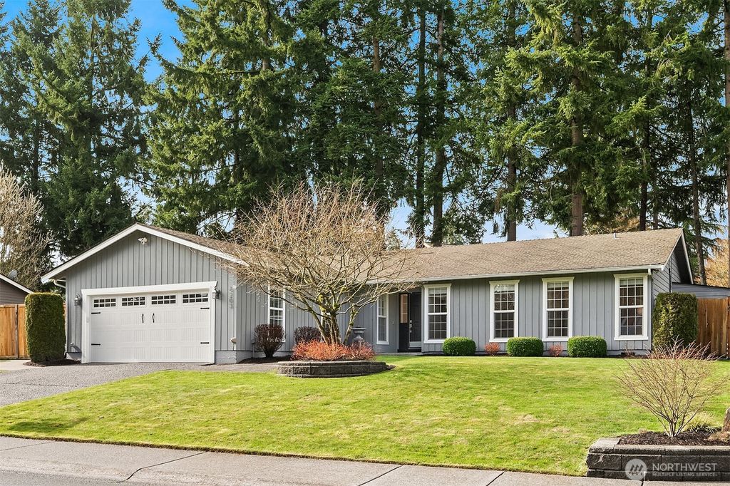 Photo of 6203 144th Avenue NE, Redmond, WA 98052 (MLS # 2485749)