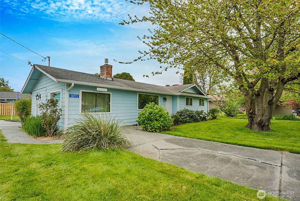 Photo of 16973 Vaughn Road, Mount Vernon, WA 98273 (MLS # 2513396)
