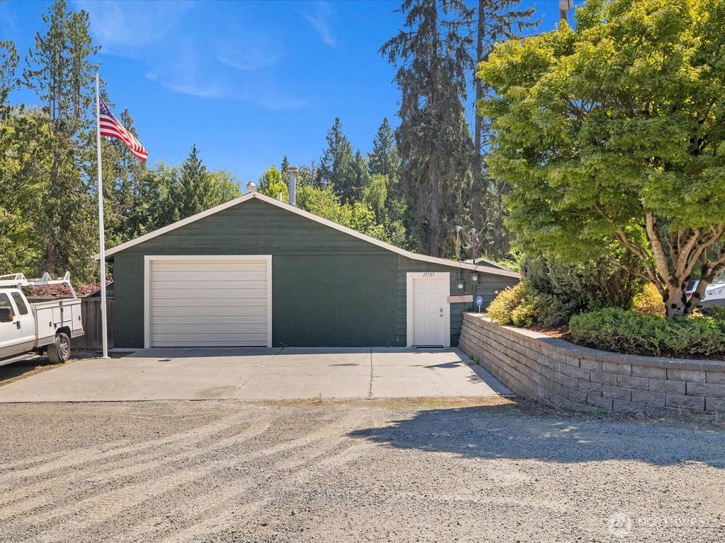 Photo of 15727 State Route 9 SE, Snohomish, WA 98296 (MLS # 2559448)