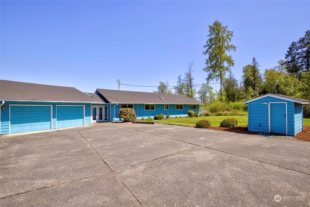 Photo of 6211 97th Drive NE, Lake Stevens, WA 98258 (MLS # 2234230)