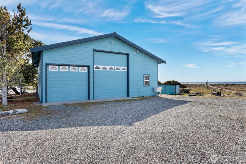 913 Riley Road