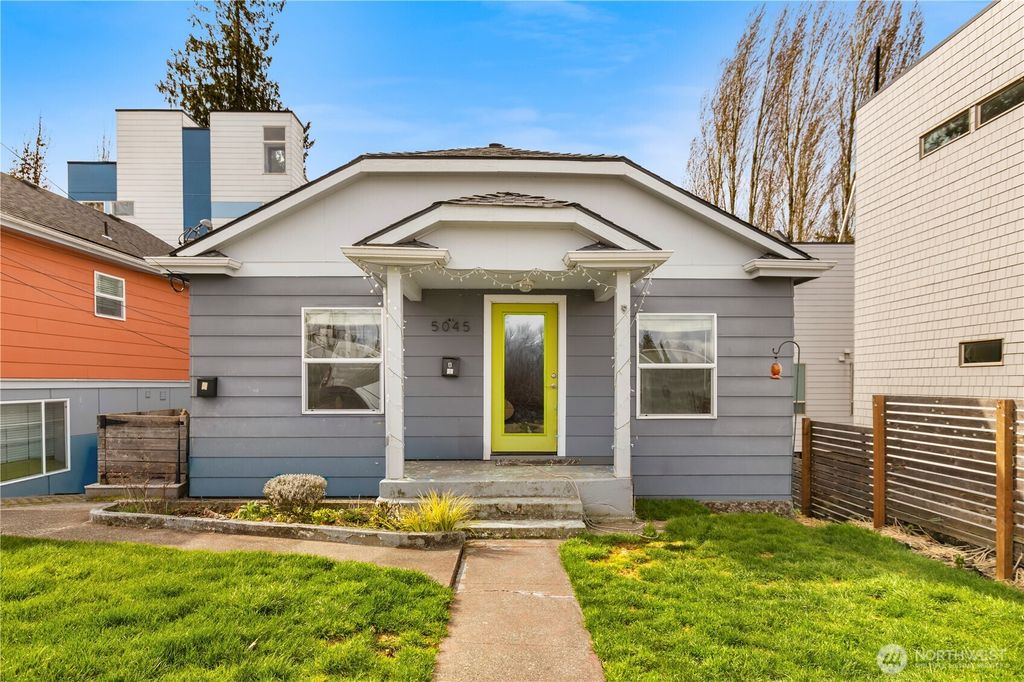 Photo of 5045 37th Avenue S, Seattle, WA 98118 (MLS # 2493055)