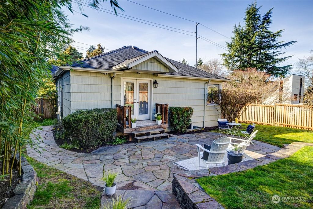 Photo of 2456 3rd Avenue W, Seattle, WA 98119 (MLS # 2210931)