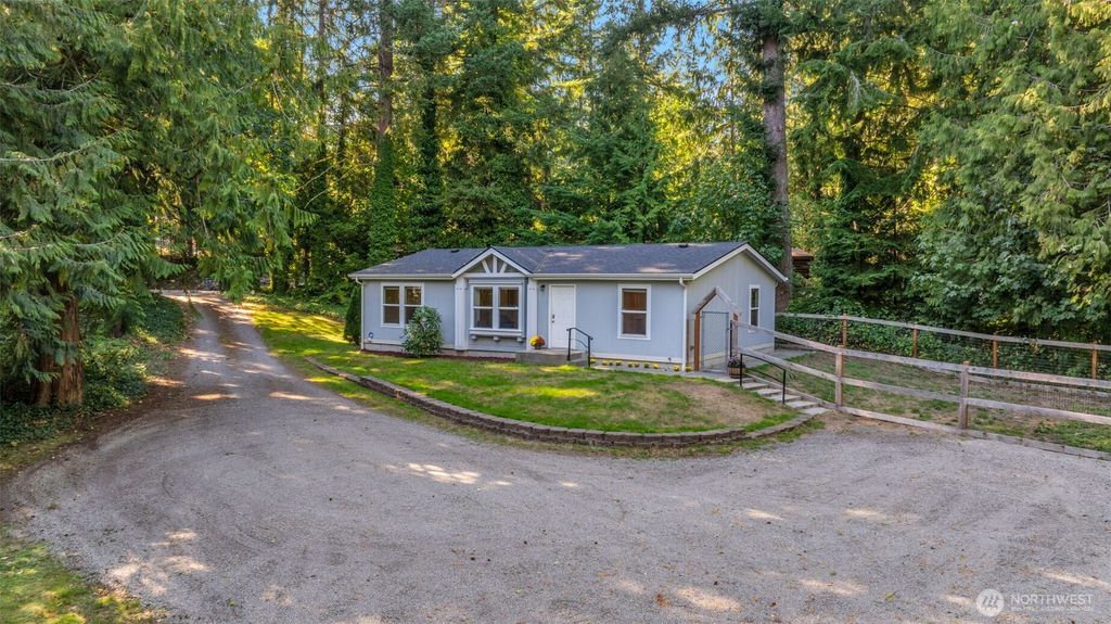 Photo of 22247 SE 275th Place, Maple Valley, WA 98038 (MLS # 2435572)