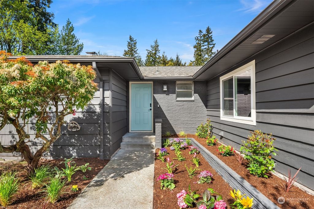 Photo of 19500 84th Avenue W, Edmonds, WA 98026 (MLS # 2226190)