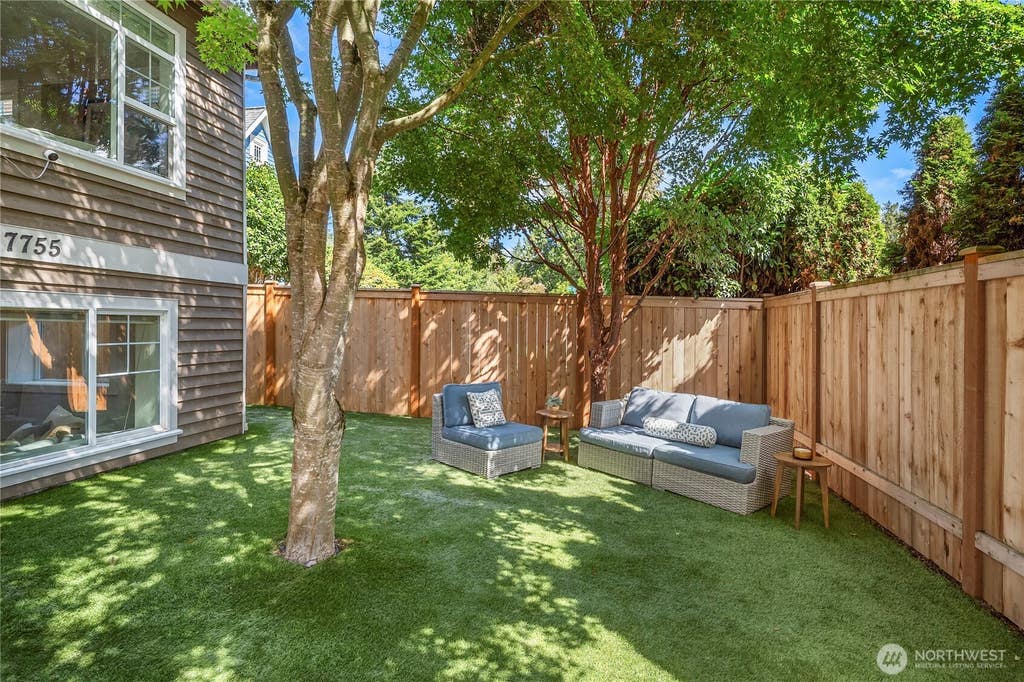 Photo of 7755 35th Avenue NE, Seattle, WA 98115 (MLS # 2571187)