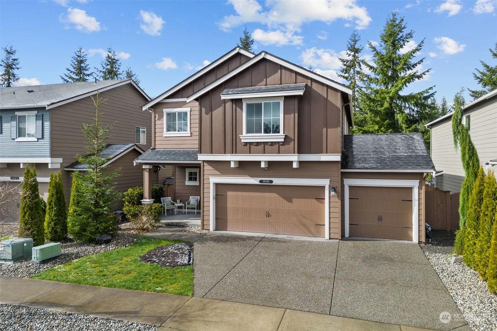 Photo of 10104 Skyline Avenue, Granite Falls, WA 98252 (MLS # 2203957)