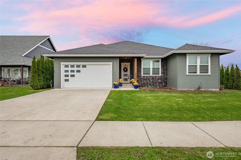 Photo of 2202 Berryman Loop, Lynden, WA 98264 (MLS # 2457456)