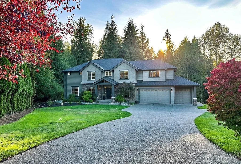 Photo of 15316 241st Street SE, Snohomish, WA 98296 (MLS # 2589096)