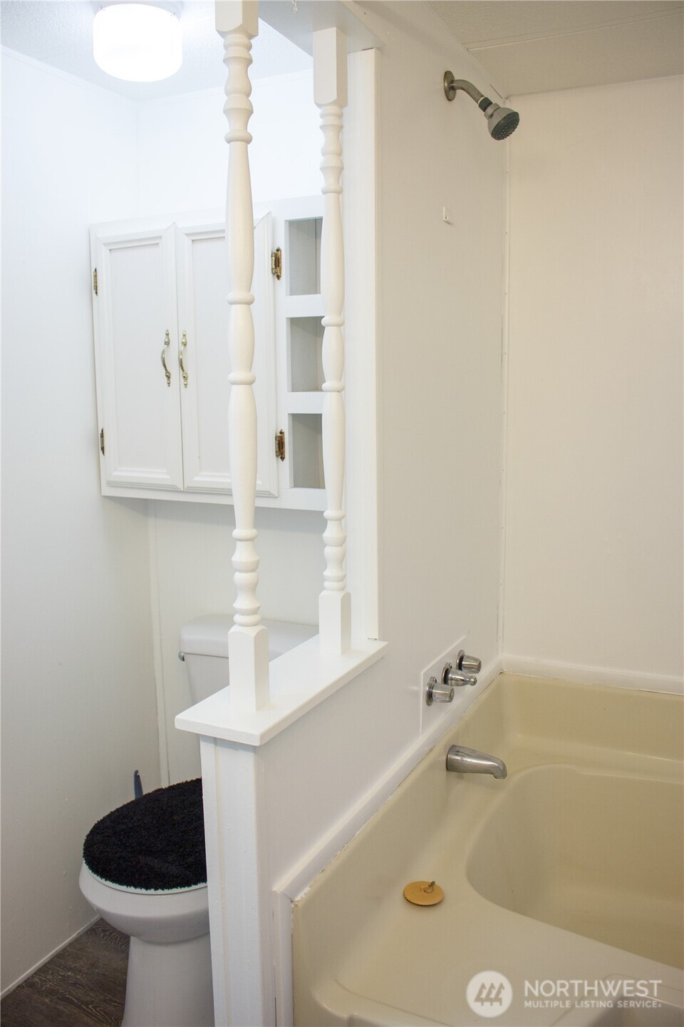 Yelm, Washington 98597, United States, 2 Bedrooms Bedrooms, ,1 BathroomBathrooms,Residential,Active,182603