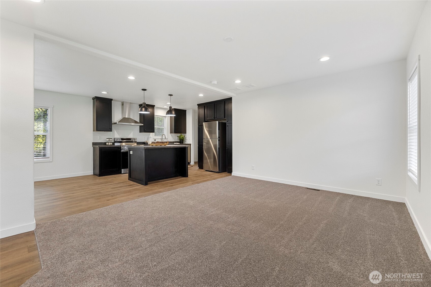 7336 Carlson