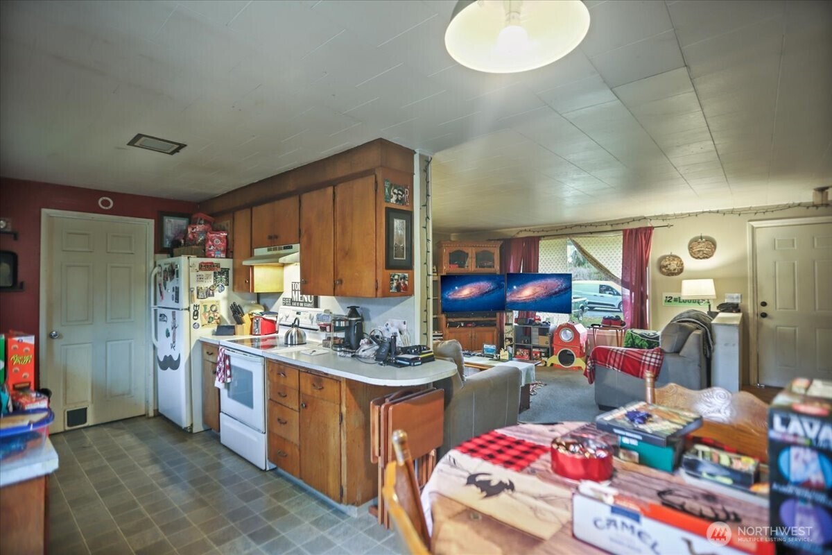 15205 188th Street E