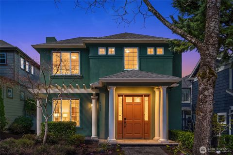 Photo of 2455 30th Avenue NE, Issaquah, WA 98029 (MLS # 2508388)