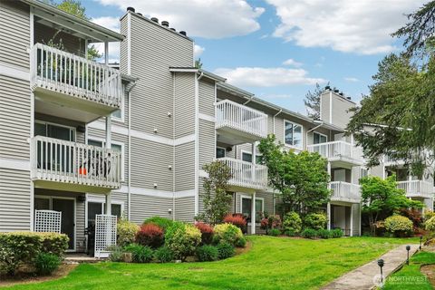 4515 125th Avenue SE B308 Bellevue WA 98006