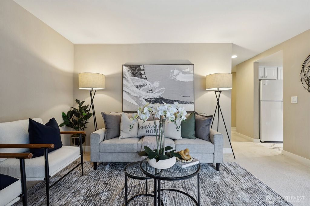Photo of 4515 125th Avenue SE #B308, Bellevue, WA 98006 (MLS # 2375418)
