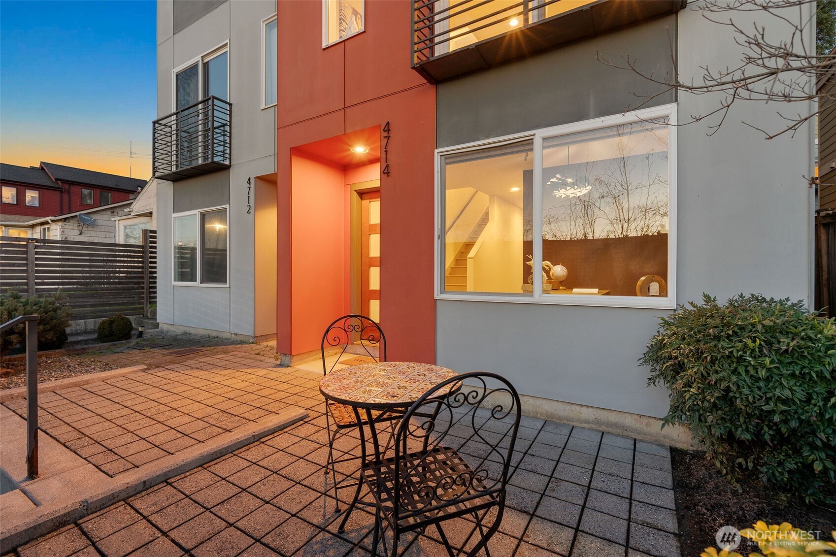 4714 Delridge Way SW