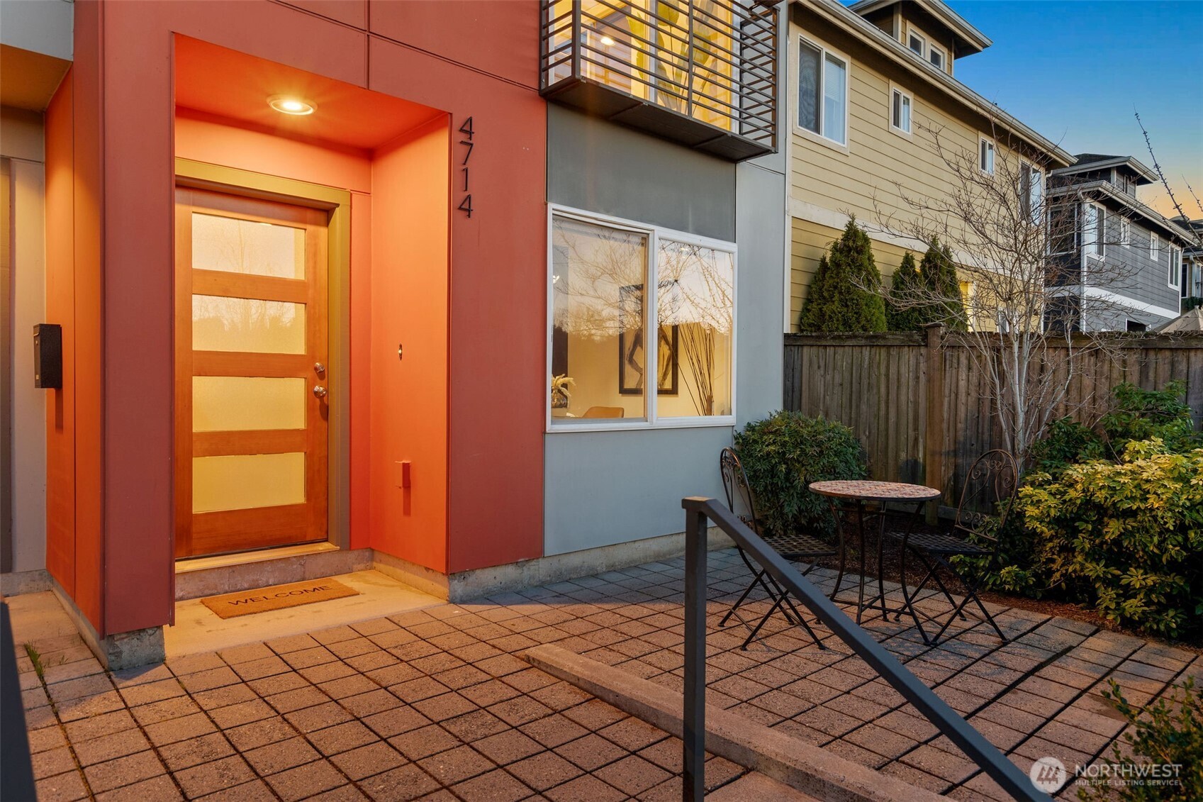 4714 Delridge Way SW