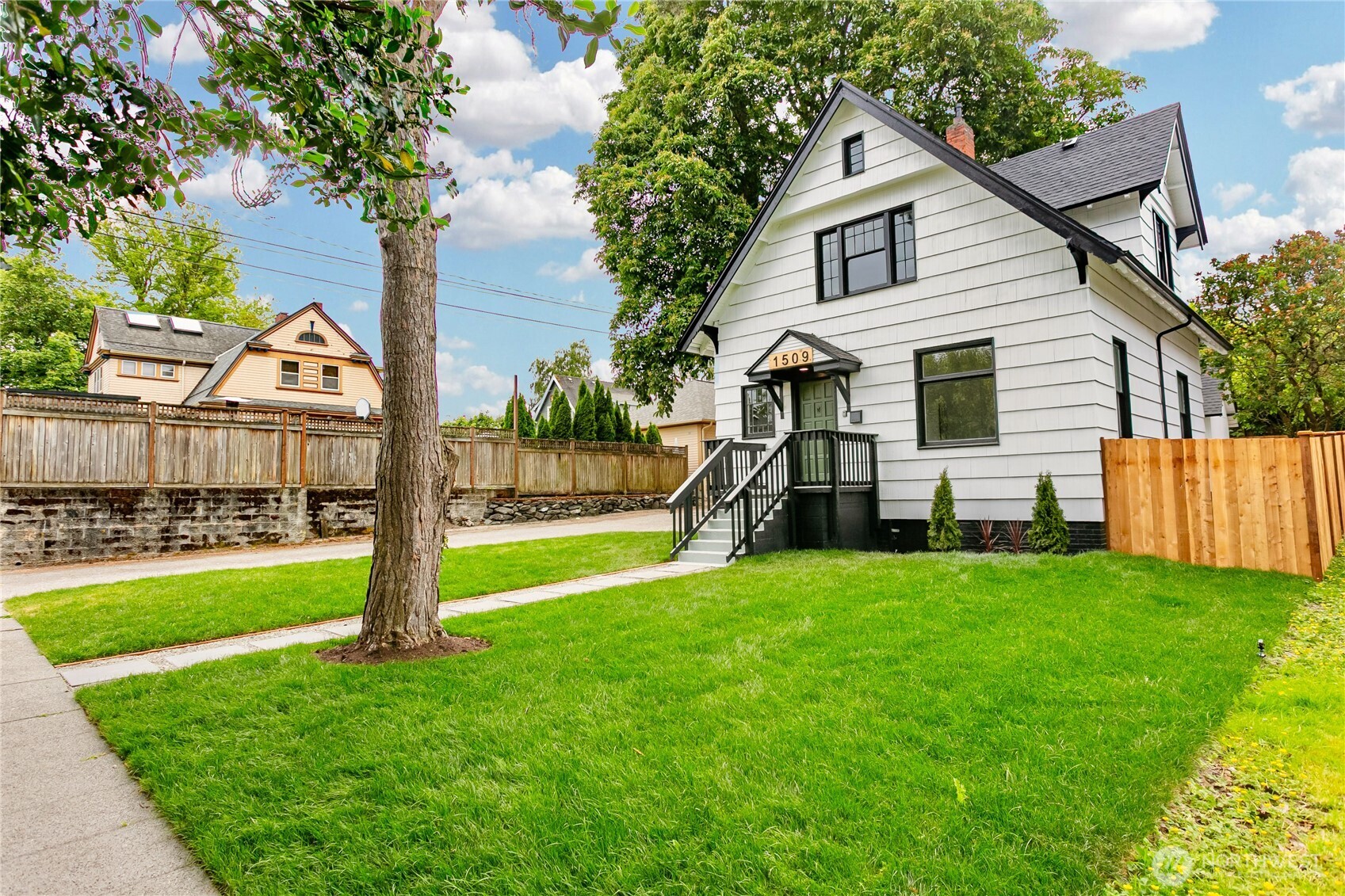 1509 N 6th Street