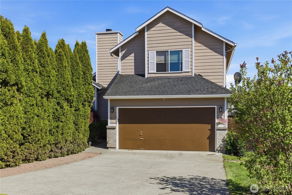 Photo of 615 Chicago Boulevard S, Pacific, WA 98047 (MLS # 2503125)