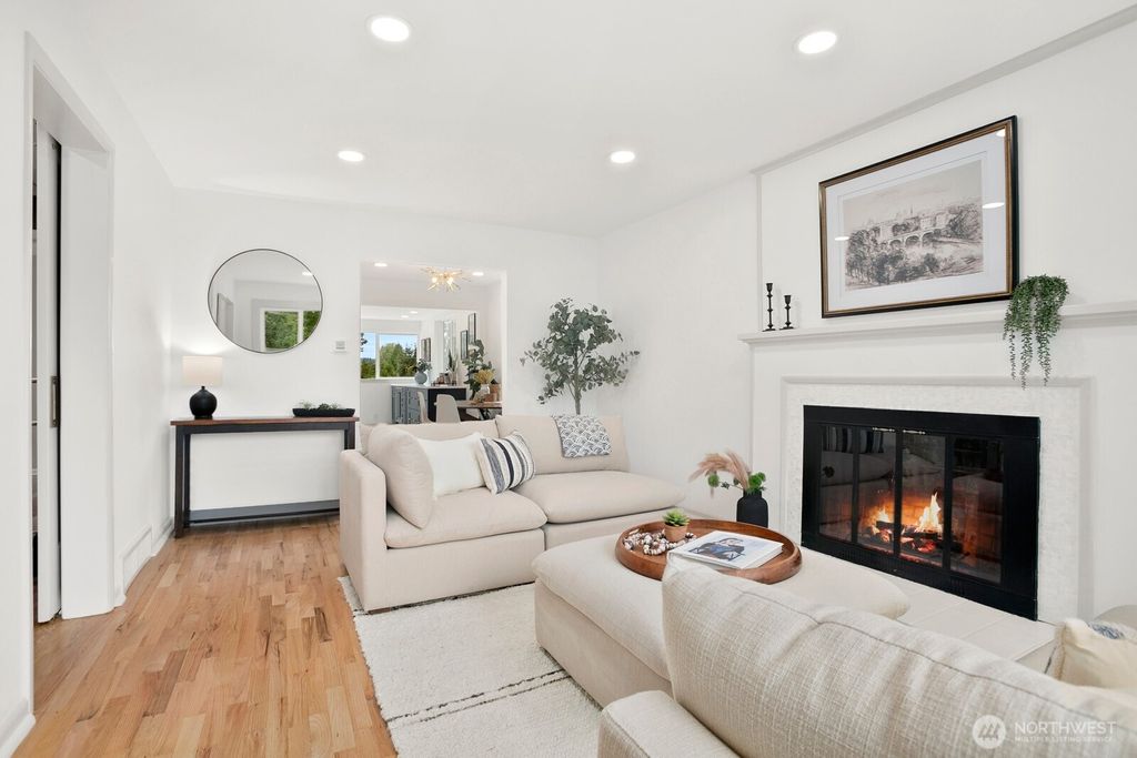 Photo of 842 NW 97th Street, Seattle, WA 98117 (MLS # 2524679)