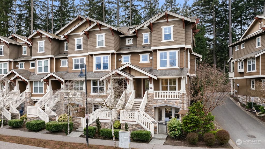Photo of 91 Shy Bear Way NW, Issaquah, WA 98027 (MLS # 2204617)