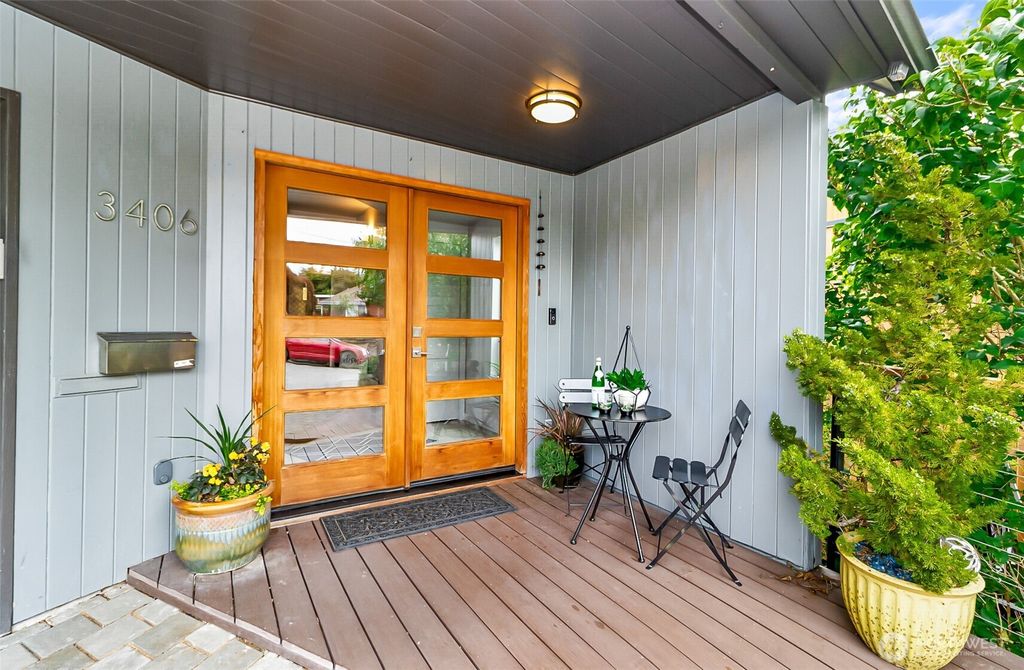 Photo of 3406 SW Manning Street, Seattle, WA 98126 (MLS # 2403285)