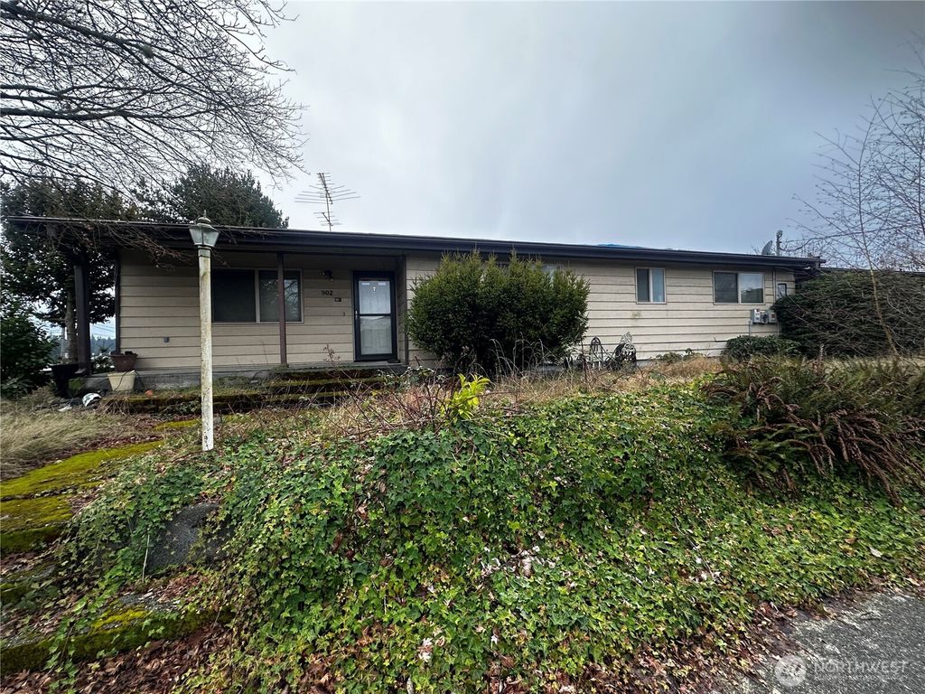 Photo of 902 S Shirley Street, Tacoma, WA 98465 (MLS # 2491404)