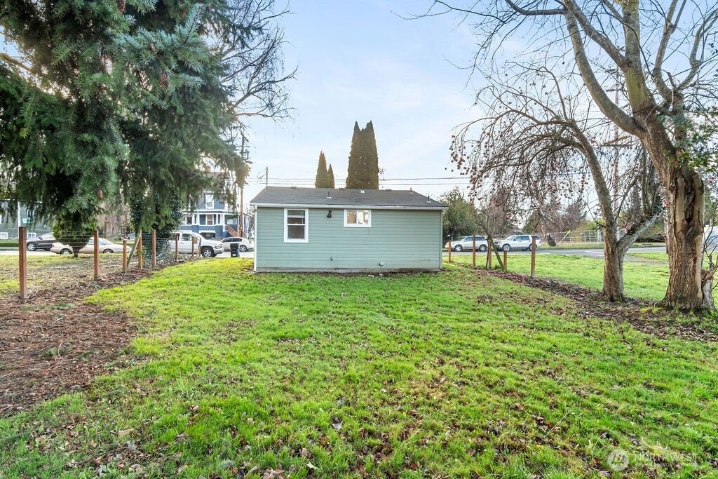 Photo of 107 E Section Street, Mount Vernon, WA 98273 (MLS # 2467699)