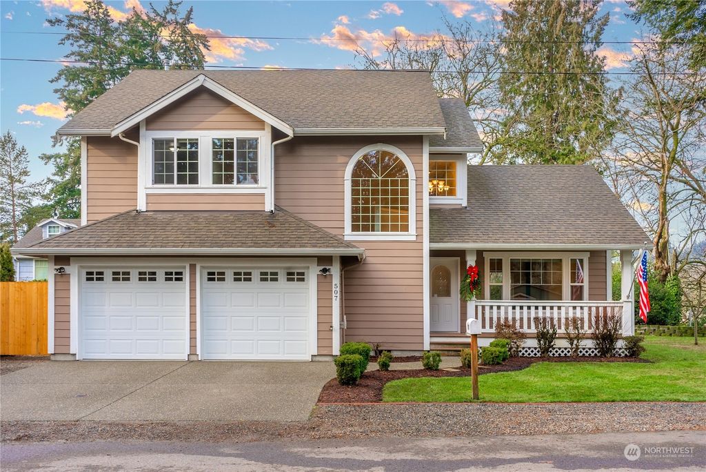 Photo of 507 7th Avenue, Milton, WA 98354 (MLS # 2024957)