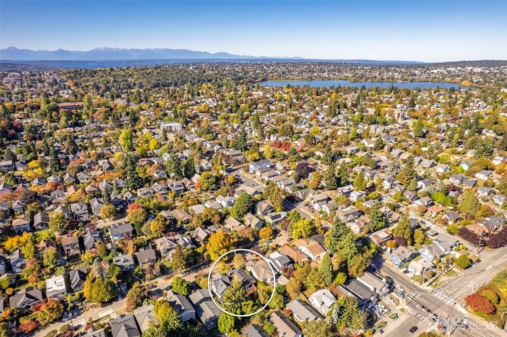 Photo of 4738 4th Avenue NE, Seattle, WA 98105 (MLS # 2432052)