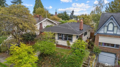 4738 4th Avenue NE Seattle WA 98105