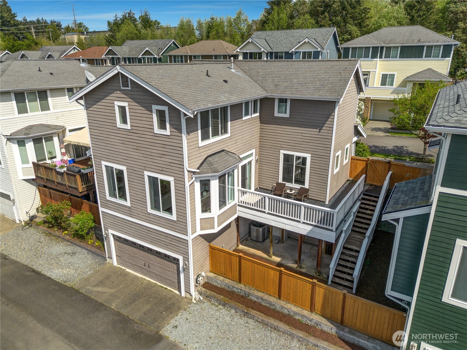 1446 Cherry Avenue