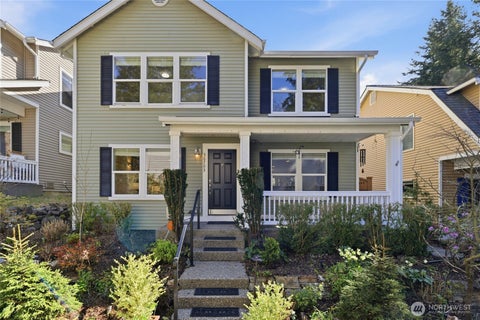 Photo of 36703 SE Gravenstein Court, Snoqualmie, WA 98065 (MLS # 2521732)