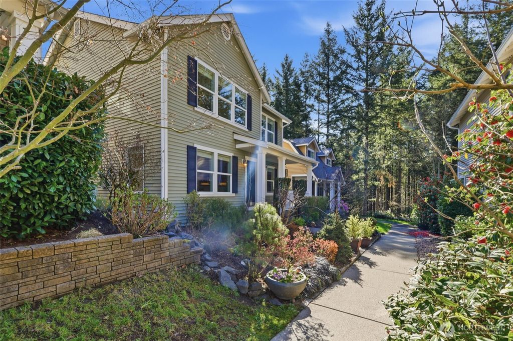 Photo of 36703 SE Gravenstein Court, Snoqualmie, WA 98065 (MLS # 2521732)