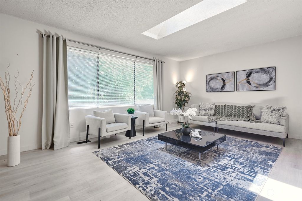 Photo of 14617 160th Avenue SE, Renton, WA 98059 (MLS # 2044690)