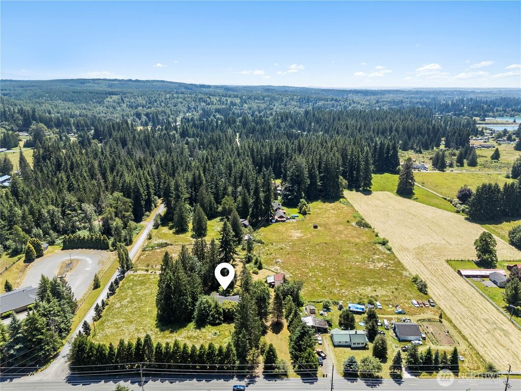 Photo of 16910 100th Street NE, Granite Falls, WA 98252 (MLS # 2346035)