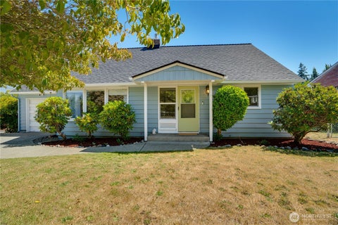 Photo of 3307 Heather PL, University Place, WA 98466 (MLS # 2562252)