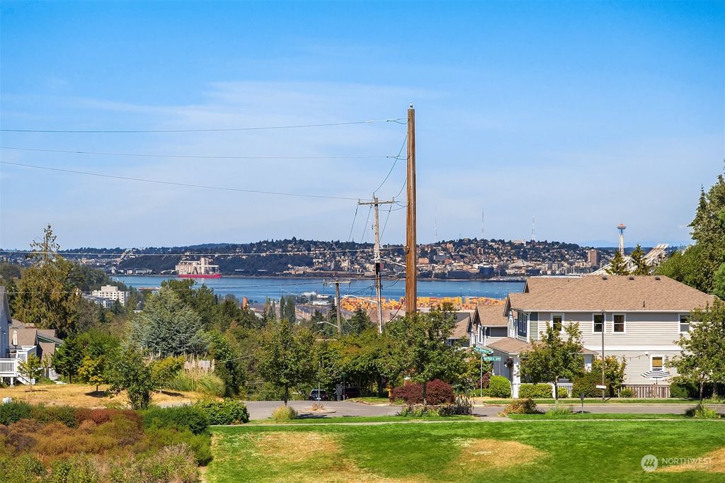 listing image 9366445967625388695