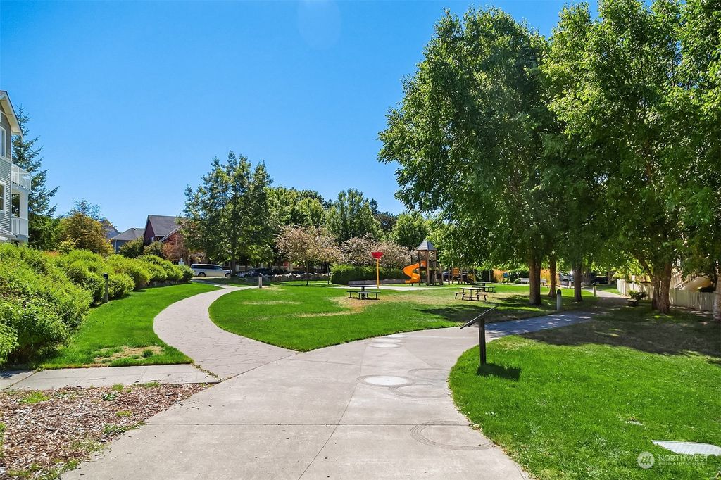 listing image 9363104110232133418