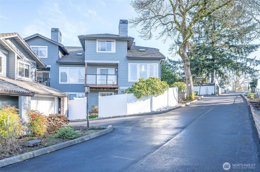 Photo of 7326 Steilacoom Boulevard SW #D3, Lakewood, WA 98499 (MLS # 2478701)