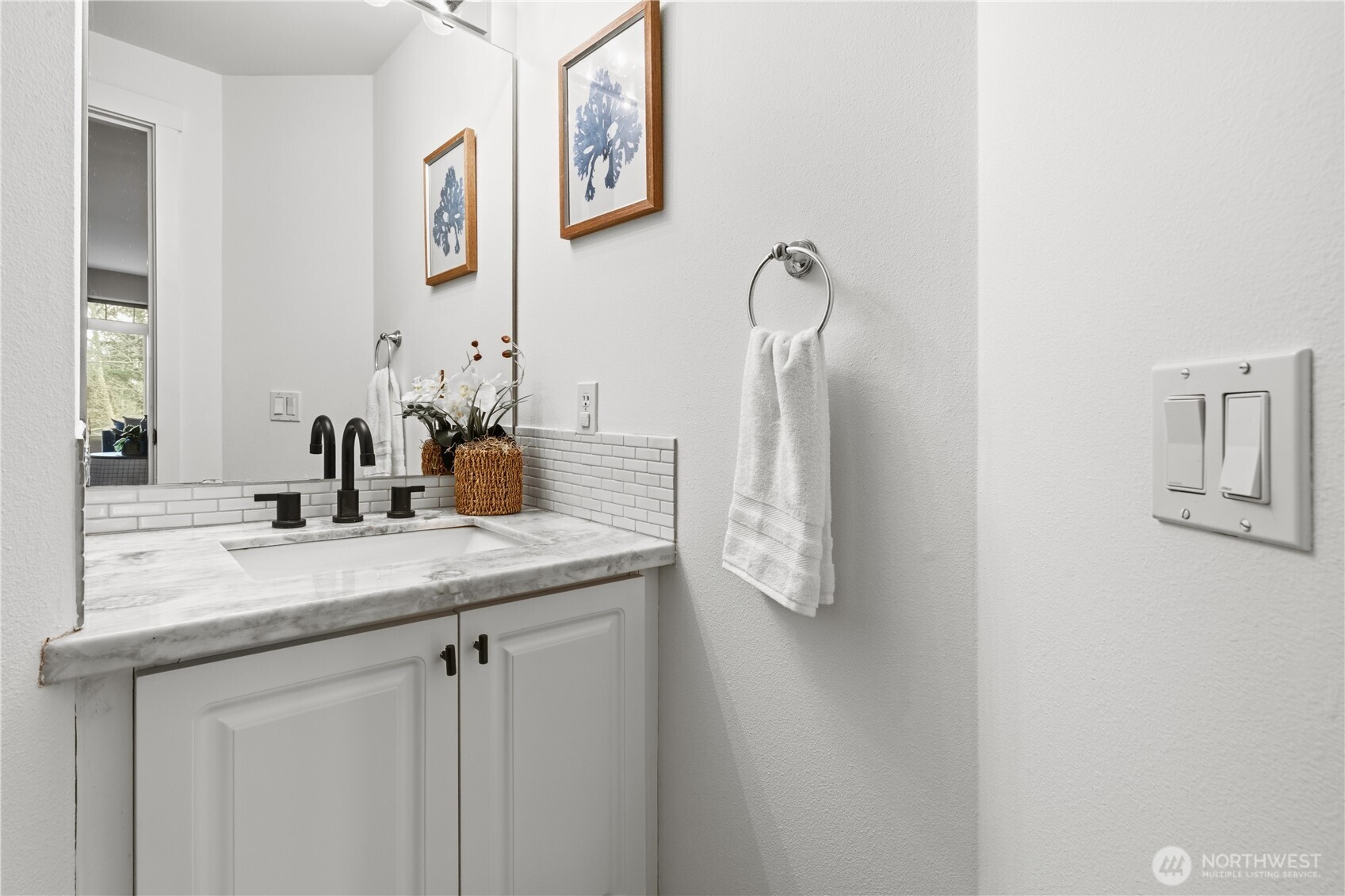 6649 SE Cougar Mountain Way