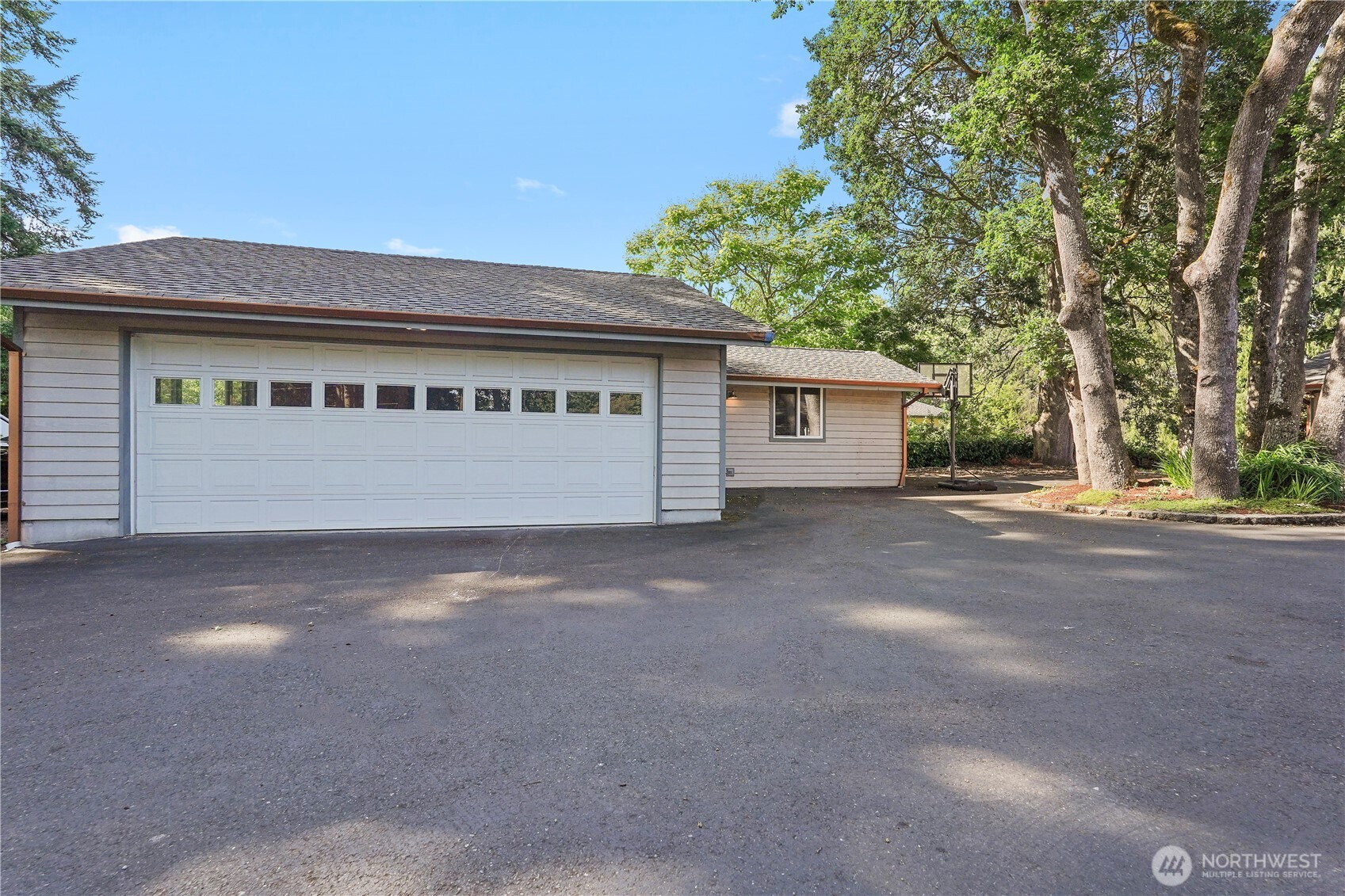 11523 Clover Crest Drive SW