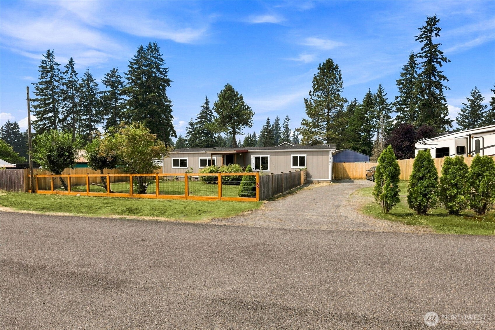 13104 Ridge Circle E