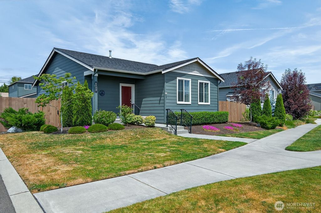 Photo of 6729 283rd Place NW, Stanwood, WA 98292 (MLS # 2395534)