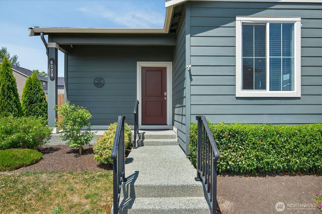 Photo of 6729 283rd Place NW, Stanwood, WA 98292 (MLS # 2395534)